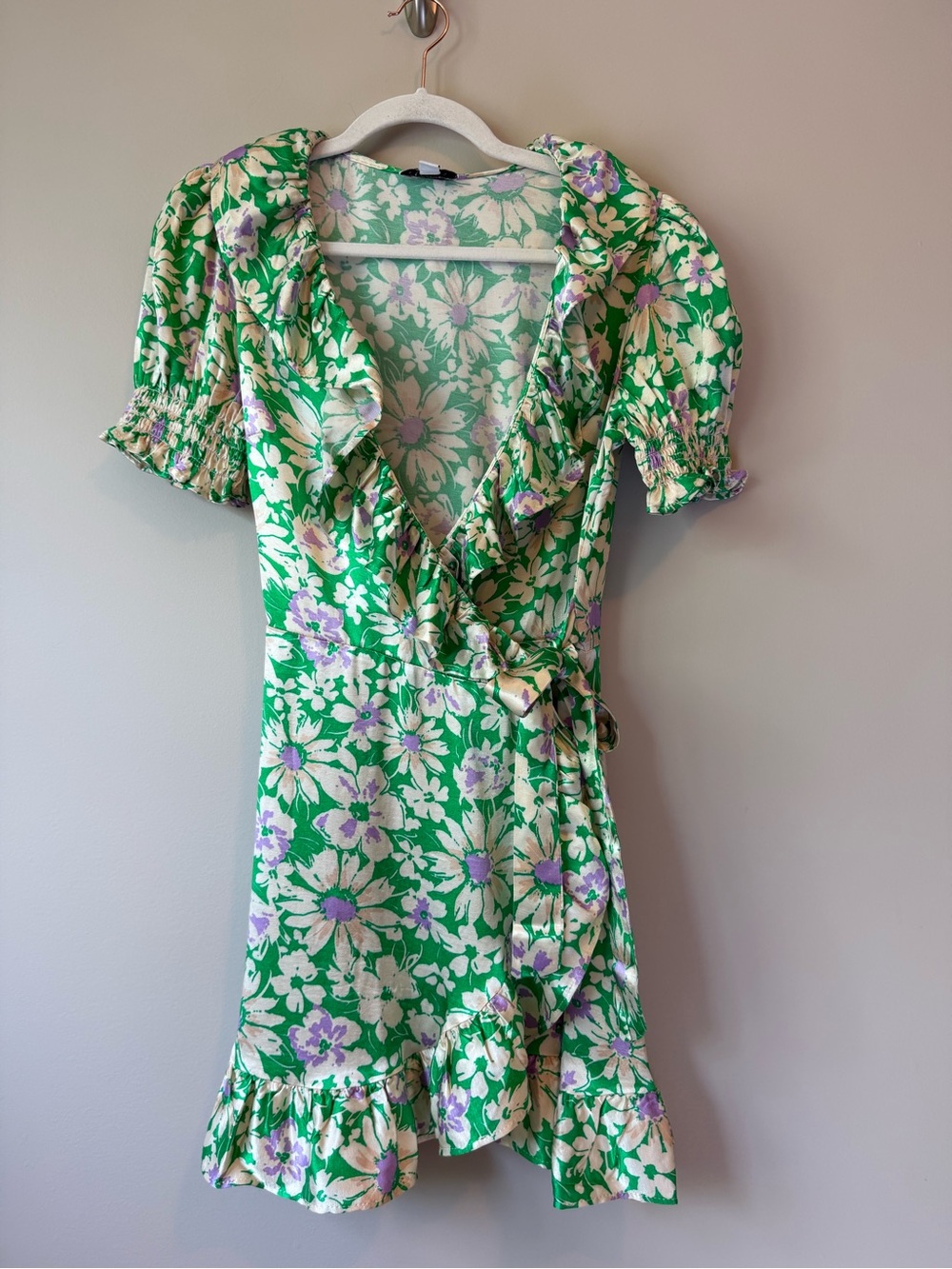 Topshop Petite Green Floral Wrap Mini Dress US 4 Puff Sleeve Ruffle Trim